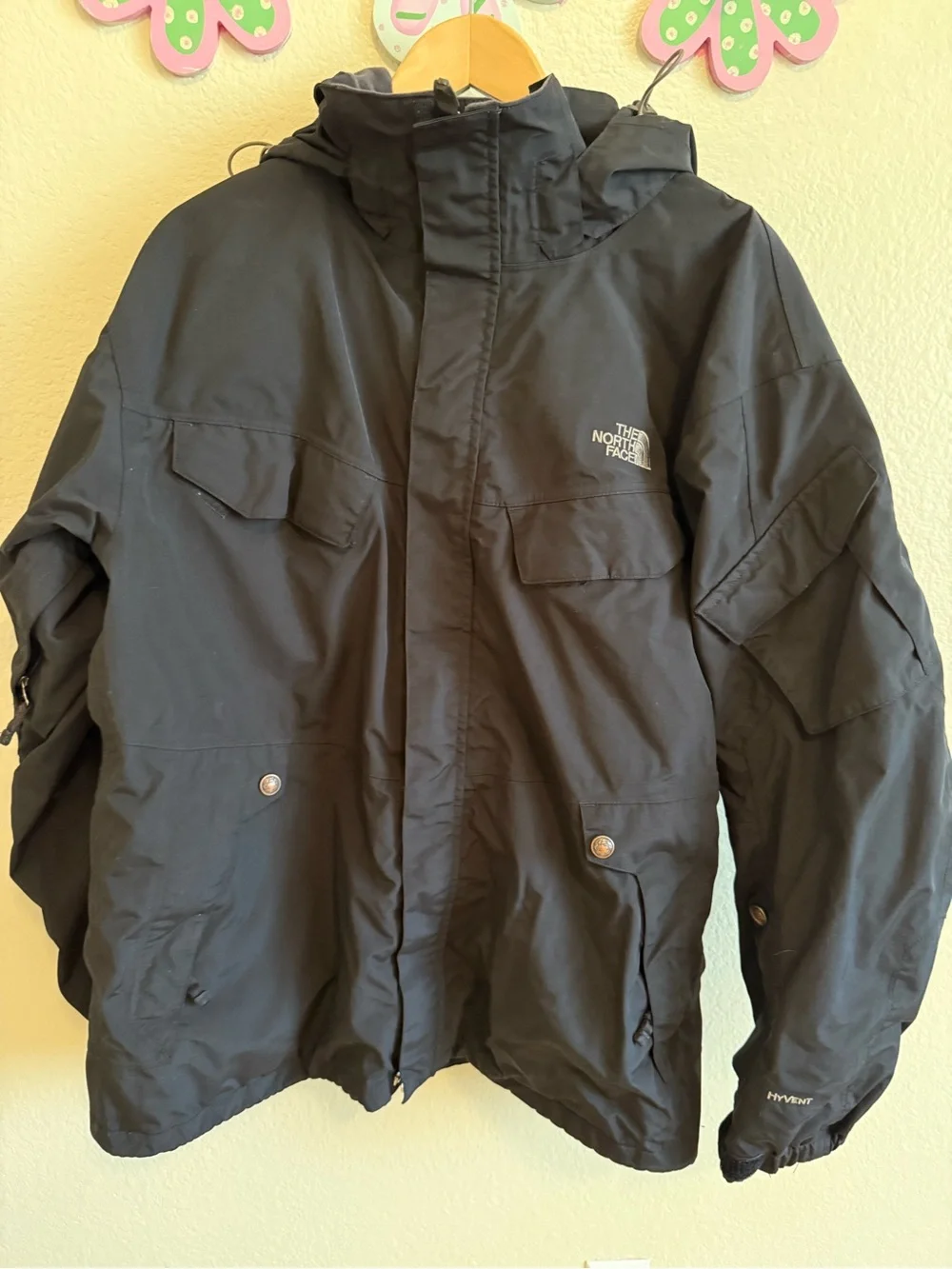 The North Face Black Hooded Outdoor Jacket Size Men’s L